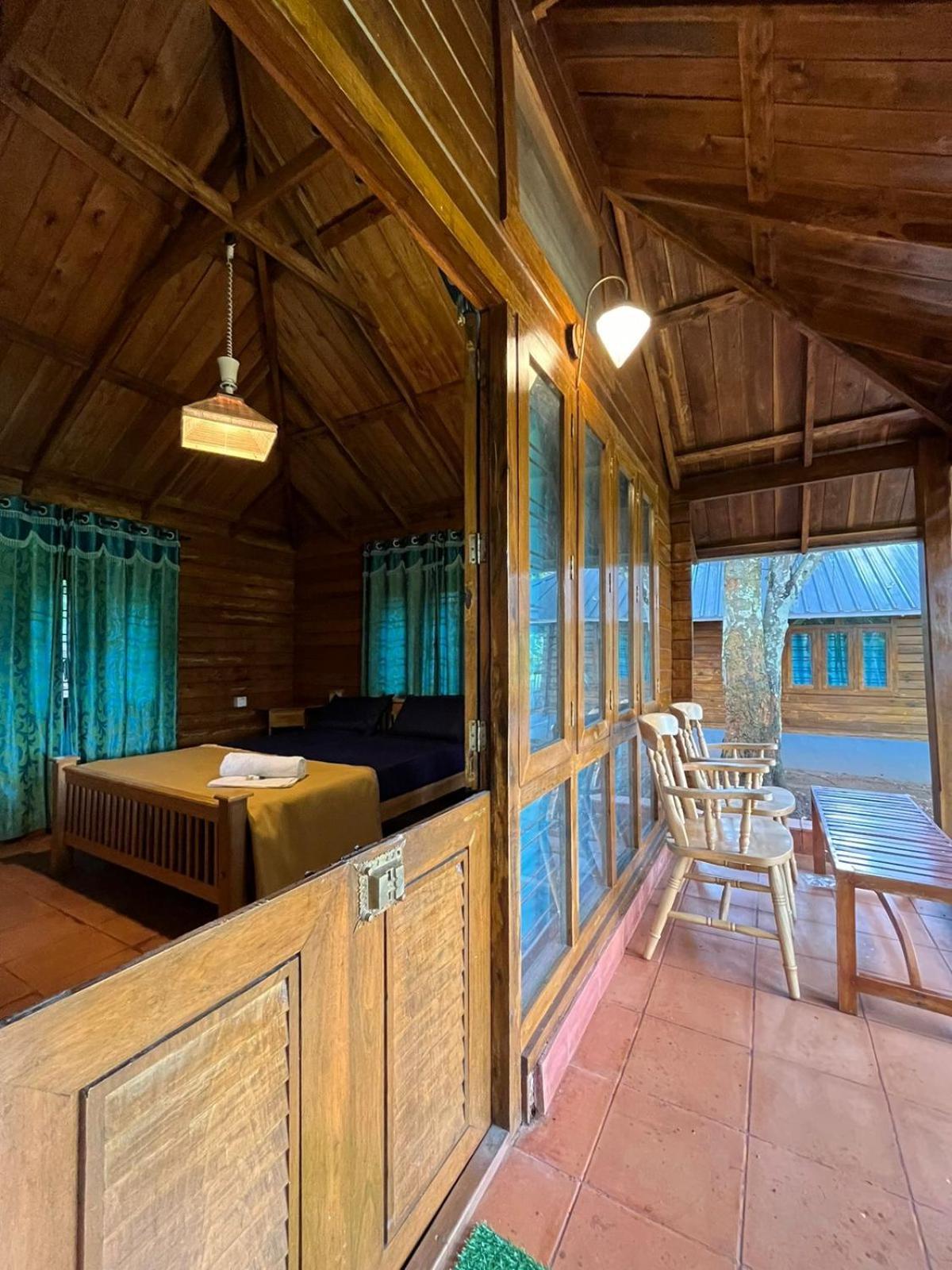 Royal Wooden Villa Mananthavady Eksteriør billede